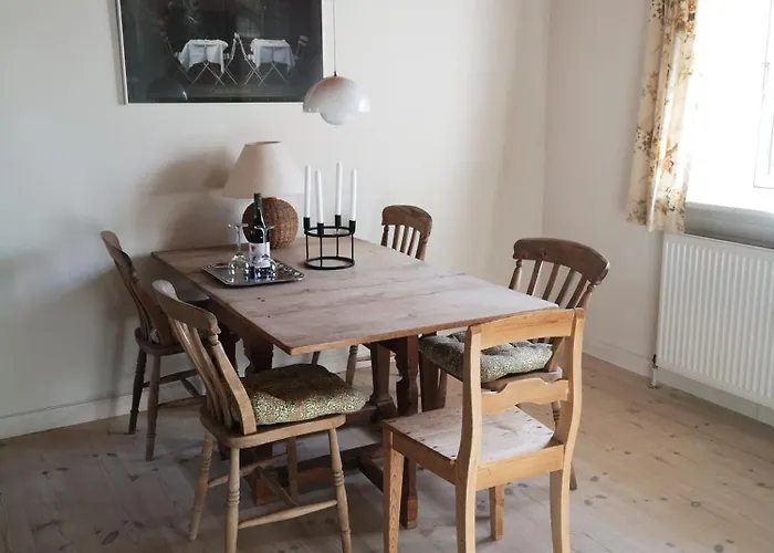 Foxhouse * Præstø